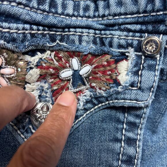 Miss Me Studded Embellished Jeans Distress Signature Bootcut Stretchy Low Rise - Picture 6 of 16